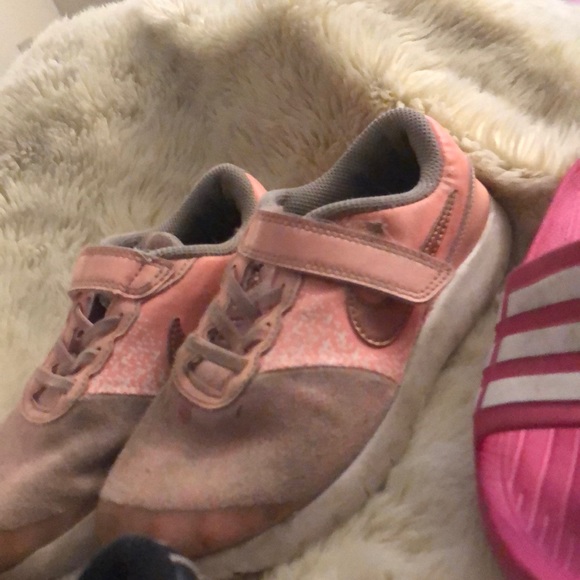 Used Girl Shoes - Picture 7 of 8